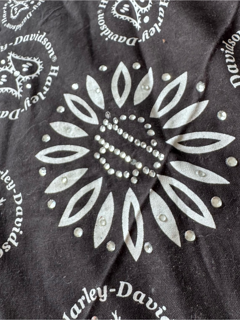 Harley-Davidson Rhinestone Paisley Bandana Scarf - Black & White Biker Y2K - Picture 6 of 9